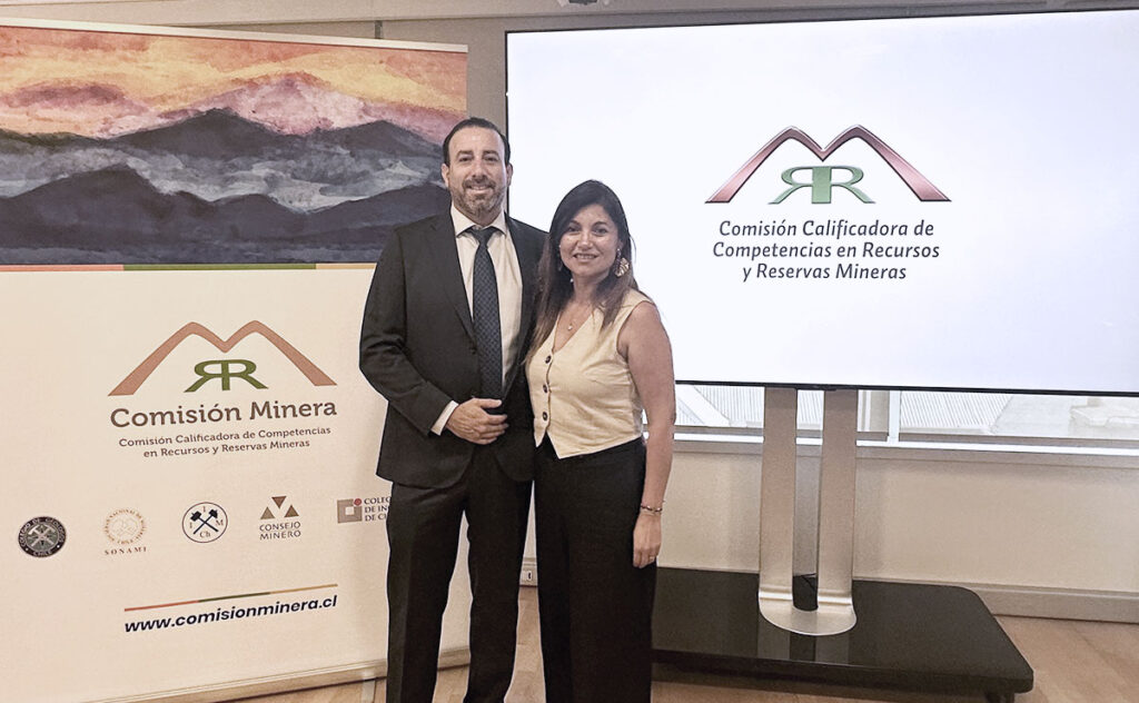 Gonzalo Barcos recibe certificación Persona Competente minería